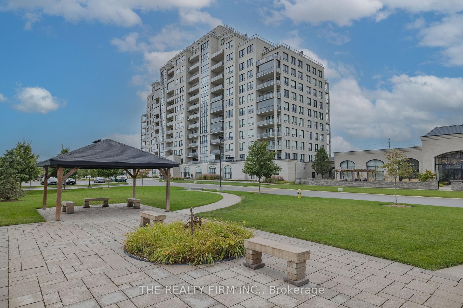 260 Villagewalk Boulevard Unit 1109 photo 1