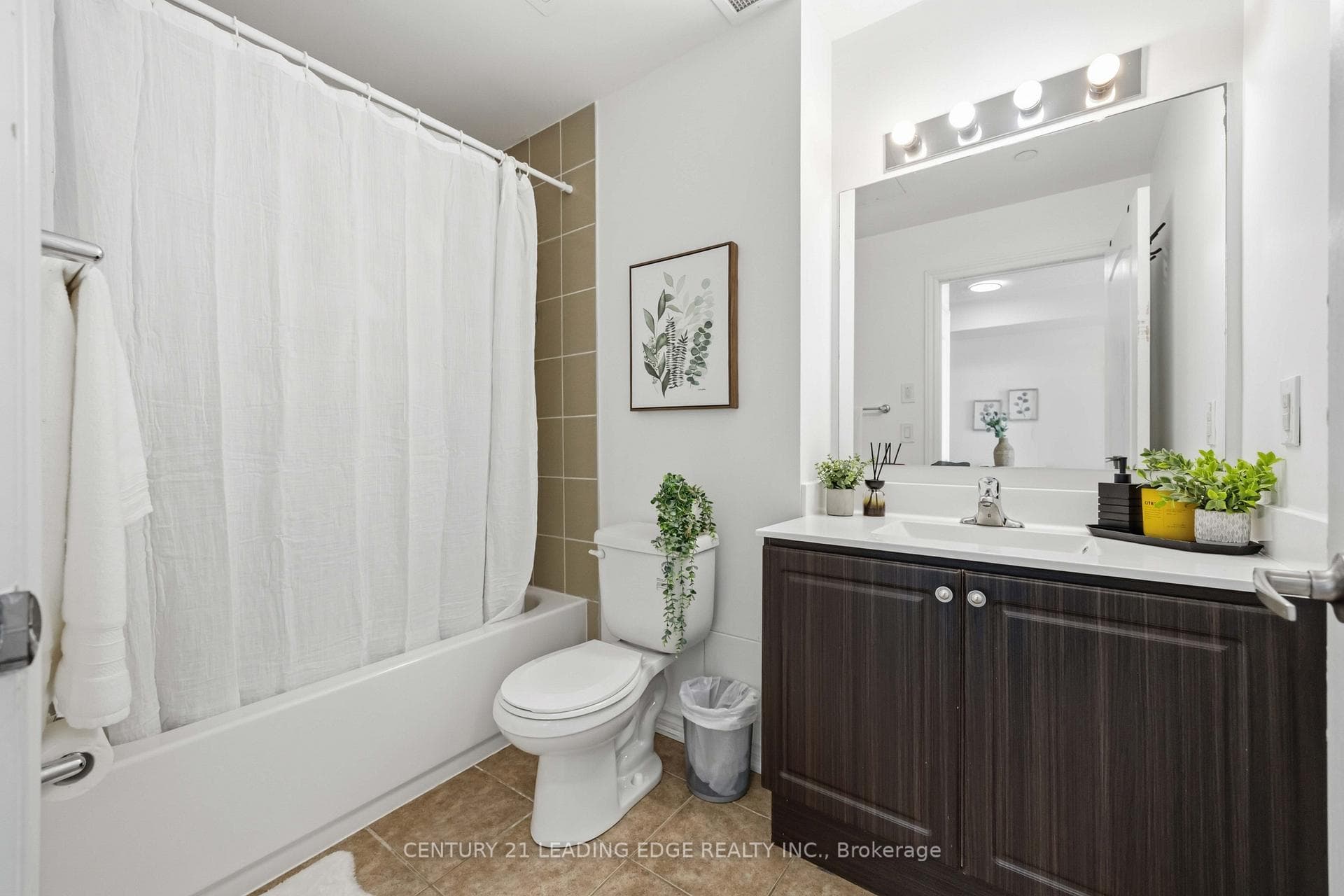 8323 kennedy Road Unit 612 photo 13