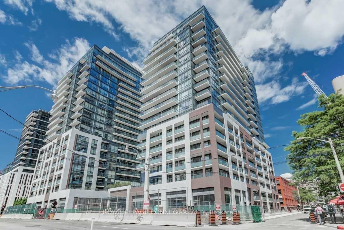 460 Adelaide Street Unit 819 photo 16