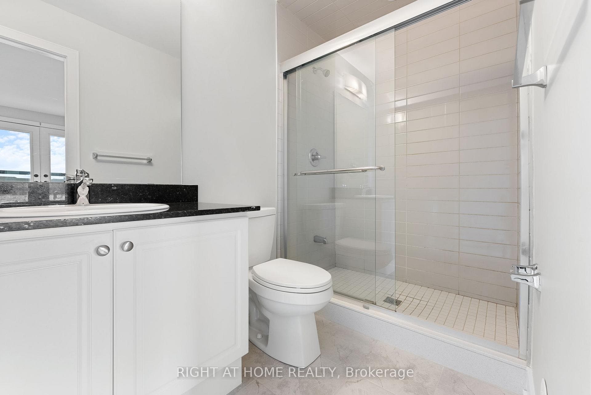 1393 Clarriage Court photo 23