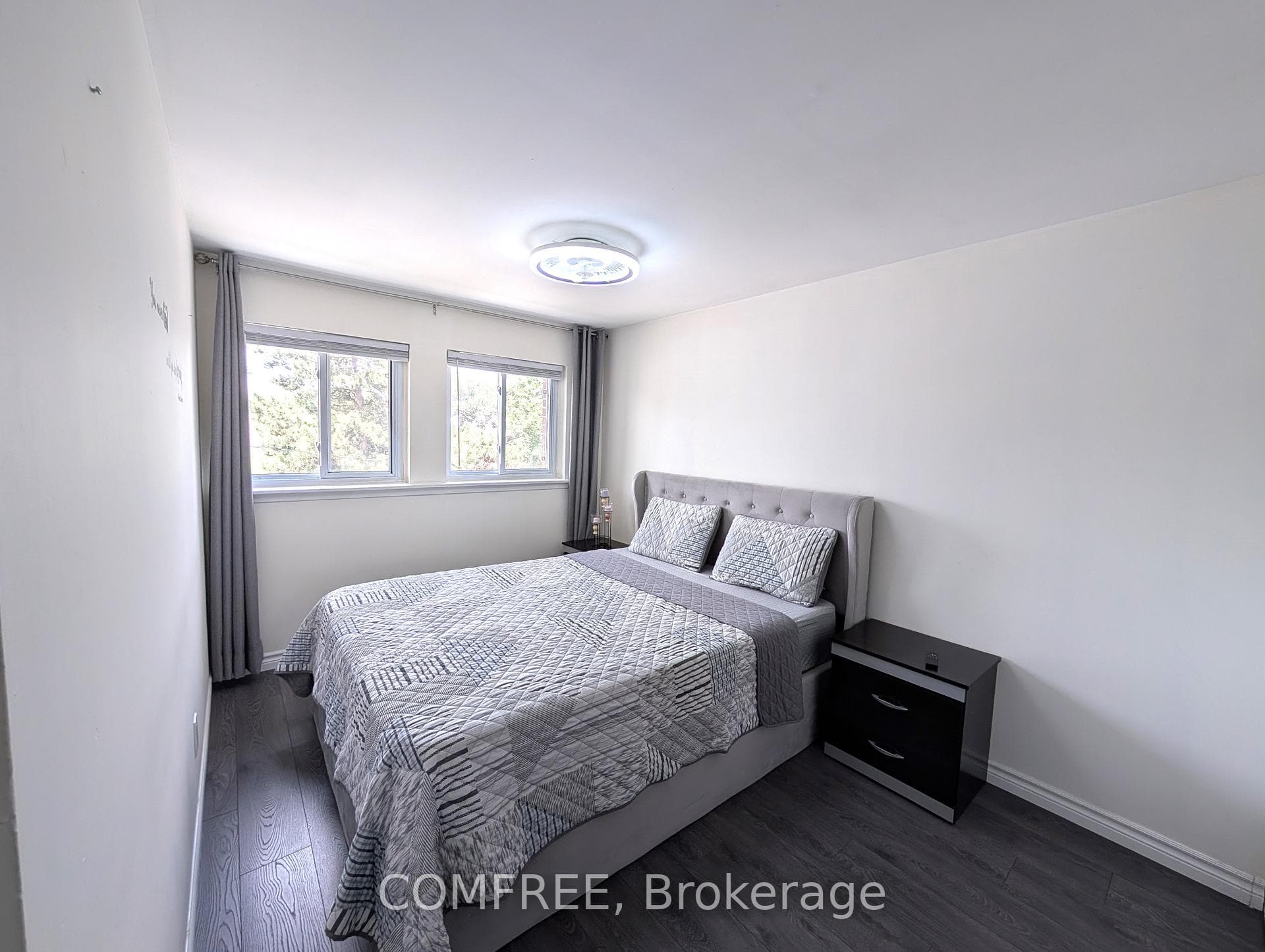 1793 Martin Grove Road Unit 116 photo 21