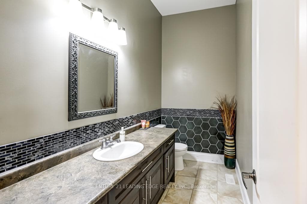 27 Devondale Avenue photo 20