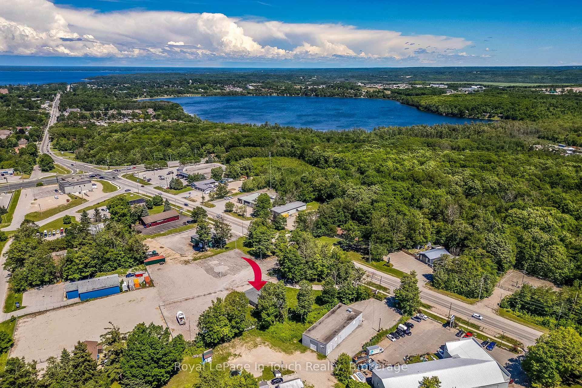 740 Balm Beach Road photo 32