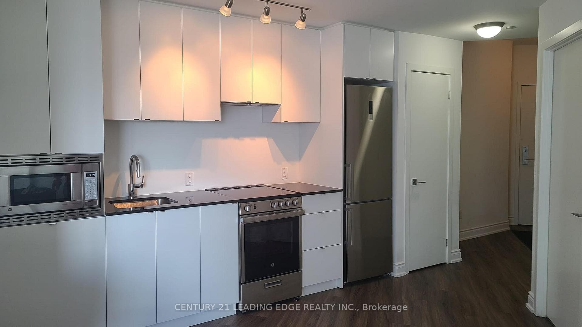 49 Liberty Street Unit 807 photo 1