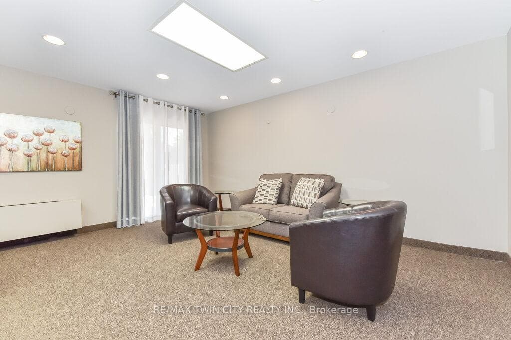 20 Ellen Street Unit 609 photo 17