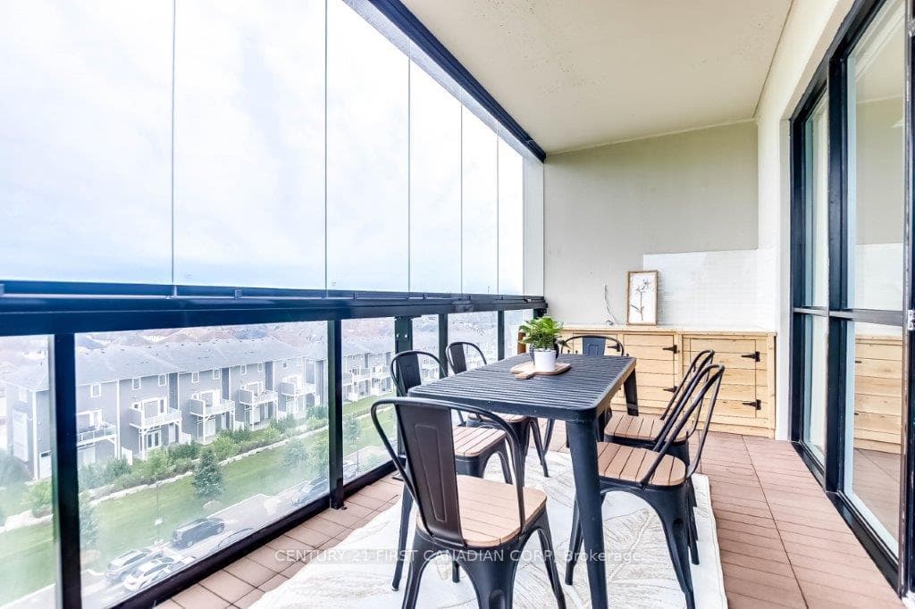 240 Villagewalk Boulevard Unit 805 photo 22