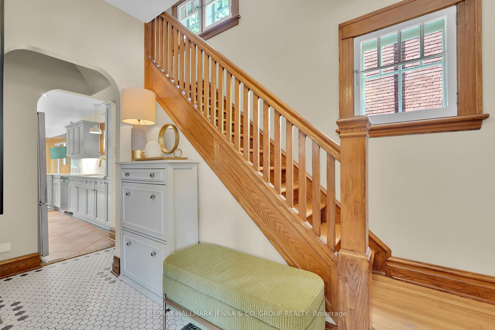 50 Willard Street photo 7