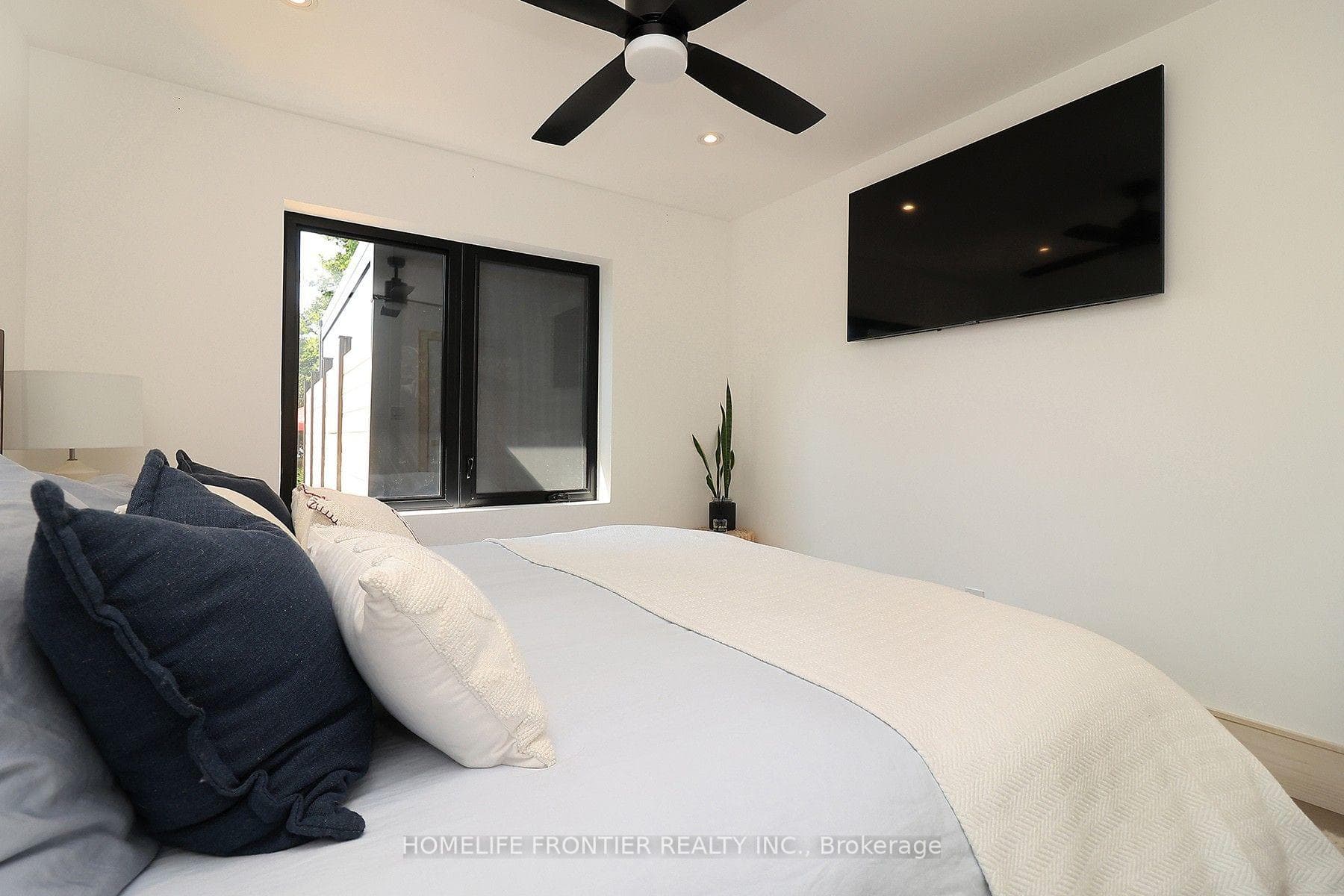23 Whaley Drive photo 17