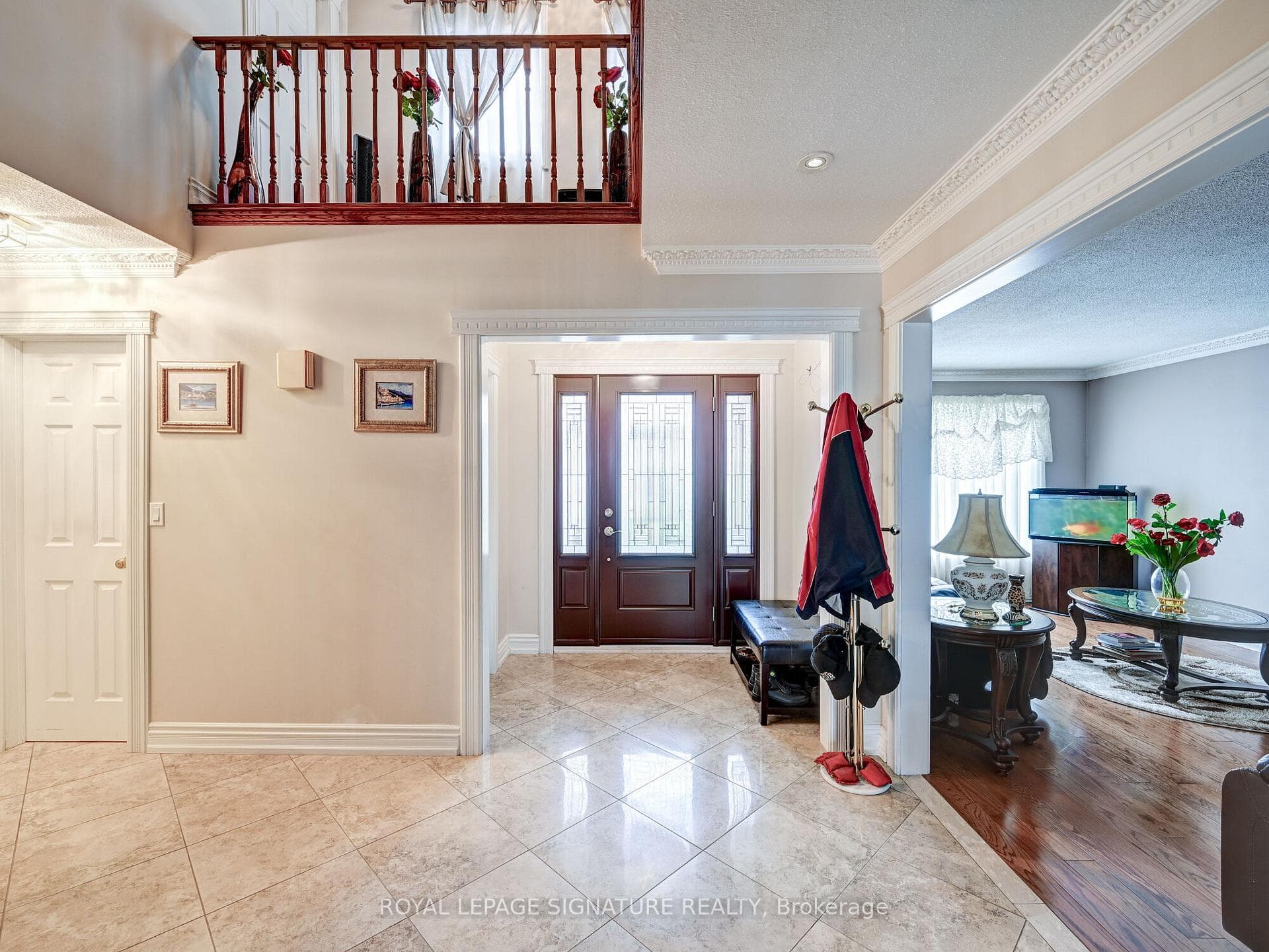 1101 Shagbark Crescent photo 4