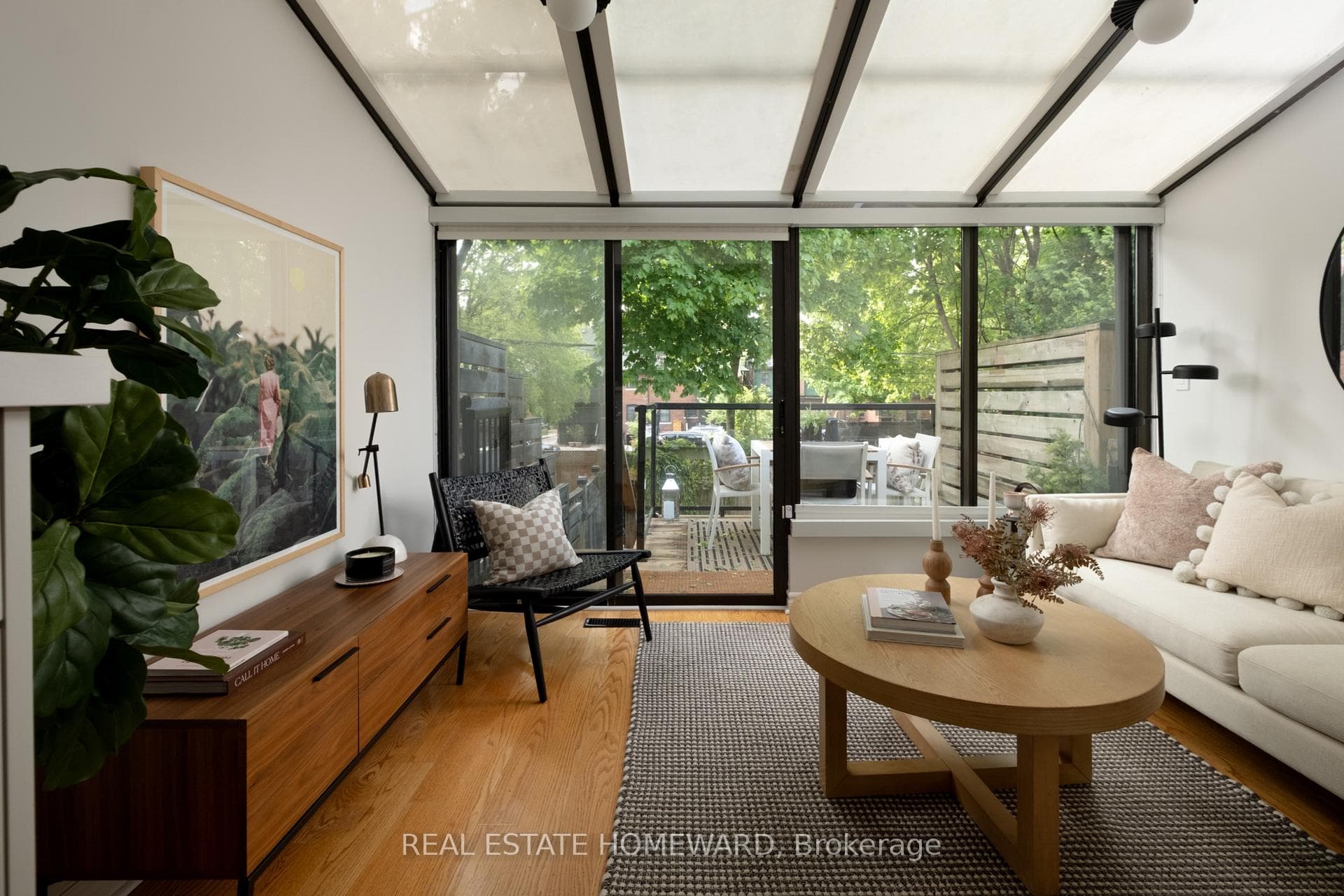 111 Sparkhall Avenue photo 17