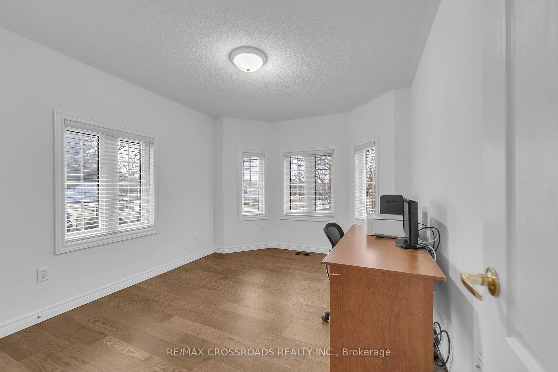 106 Craggview Drive photo 26