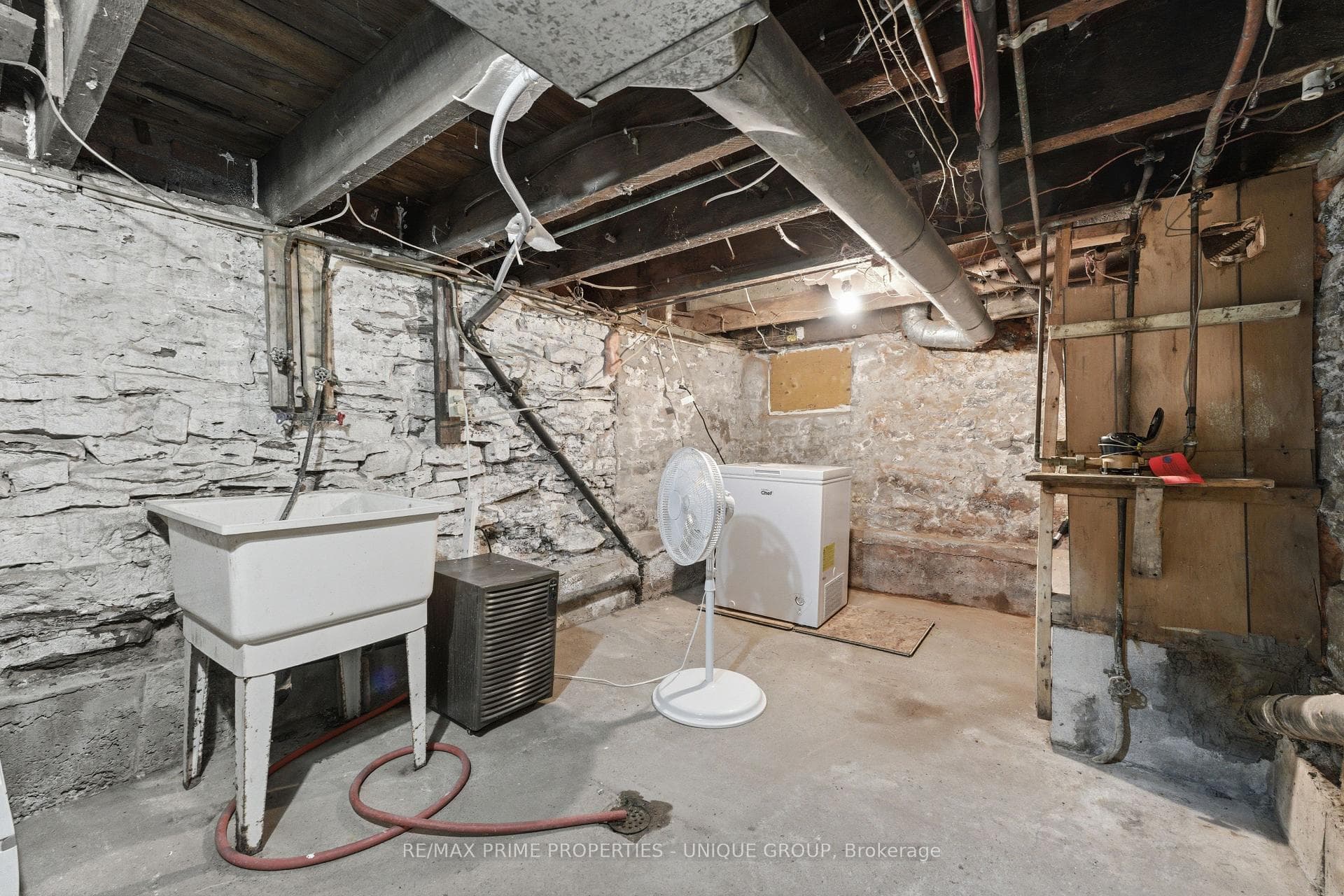 123 East Avenue photo 33