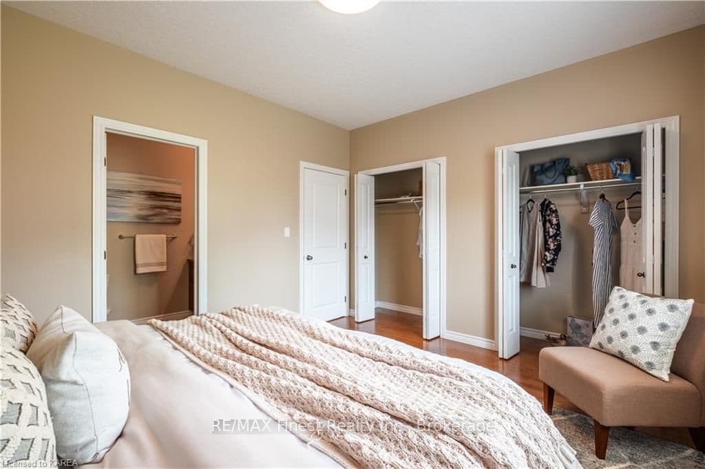 215 KILDARE Avenue photo 15