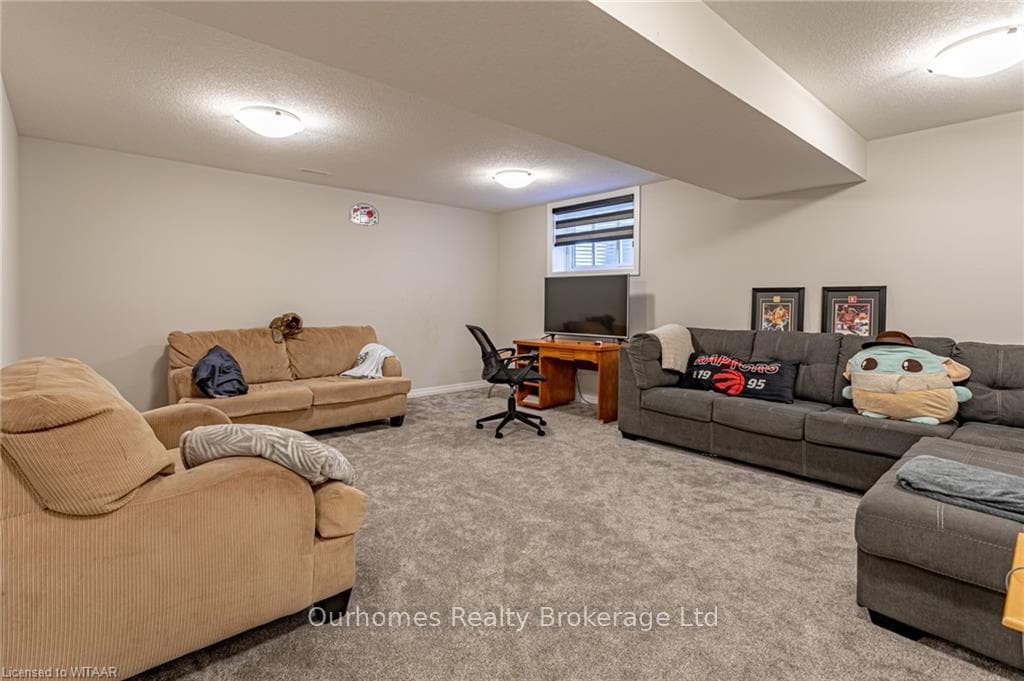 16 COULTHARD STREET Street photo 13