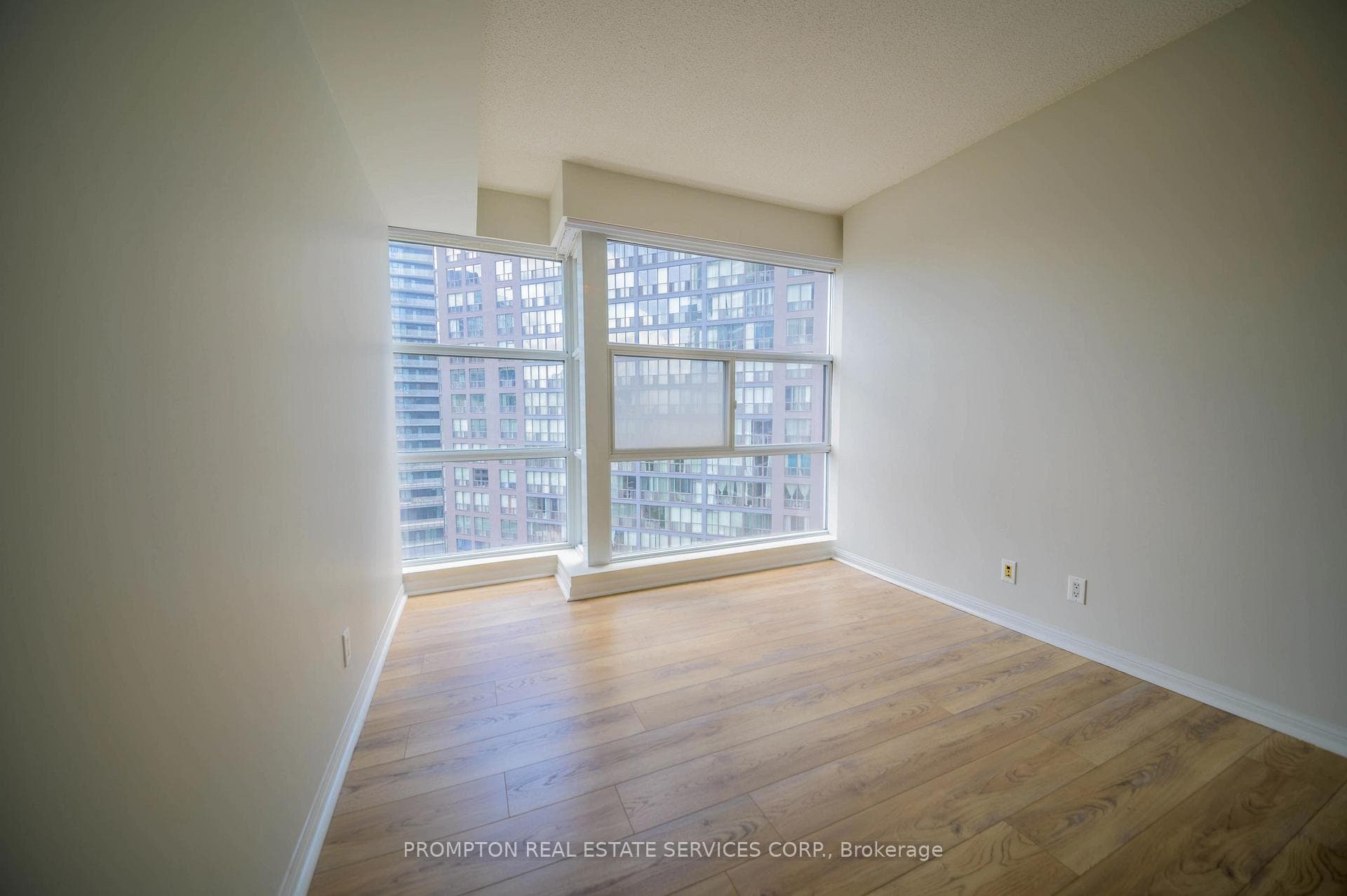 11 St Joseph Street Unit 1601 photo 17