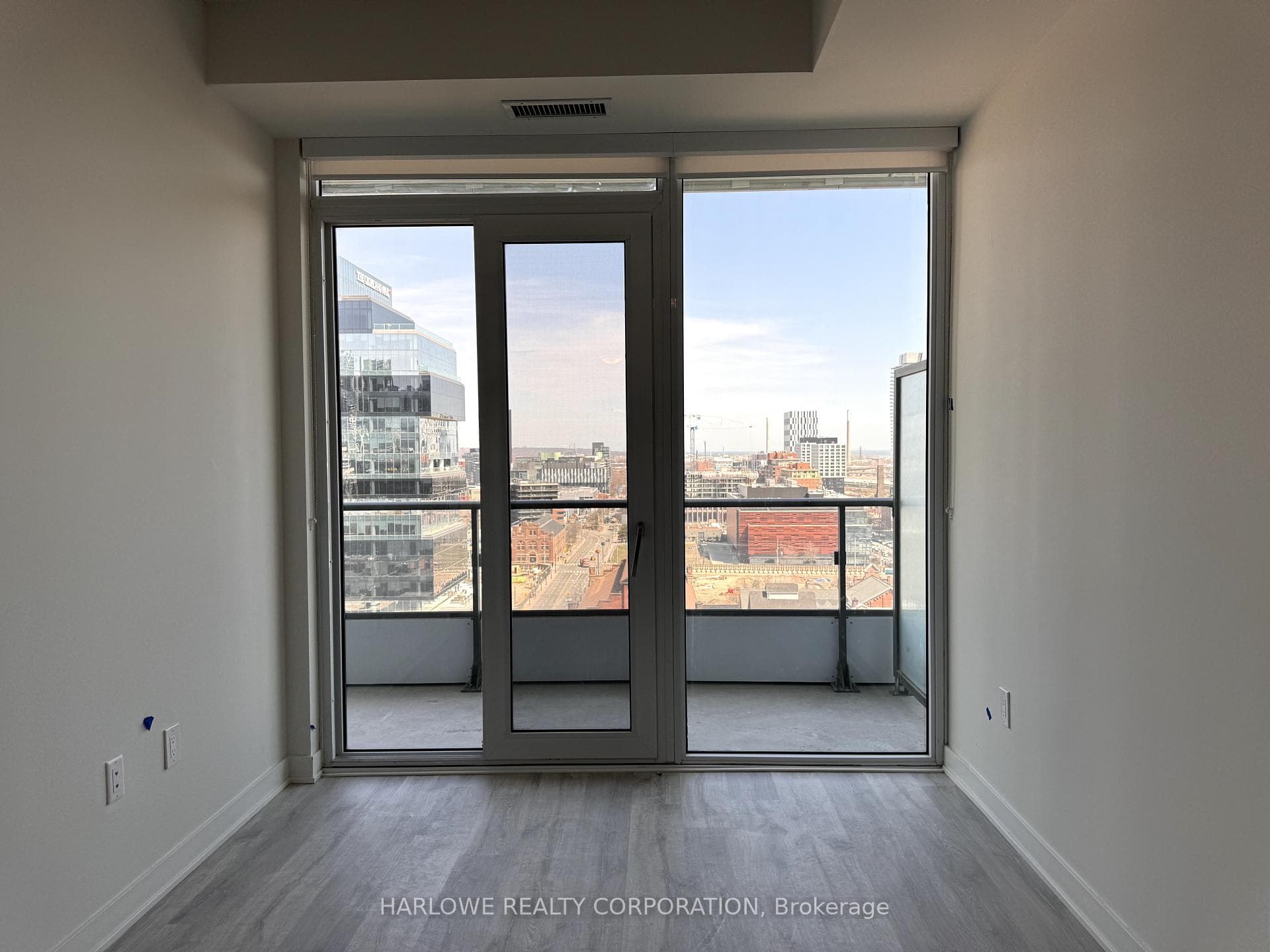 70 Princess Street Unit 1504 E photo 4