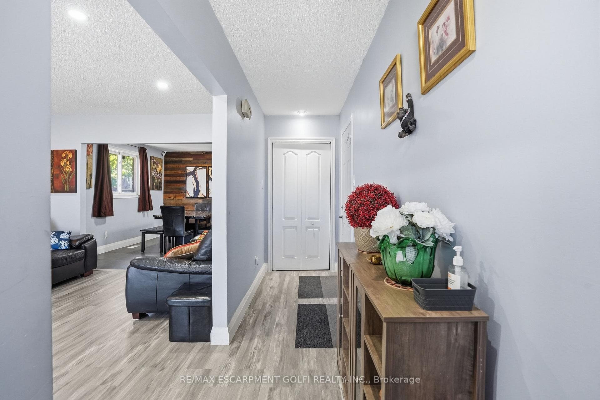 391 East 24th Street photo 5