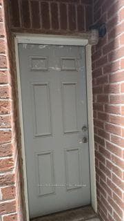 Side entrance to basement