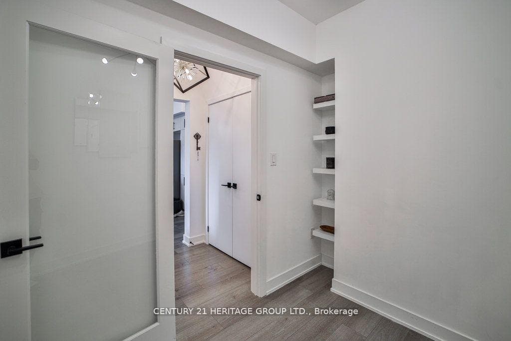 4 Spice Way Unit 607 photo 10