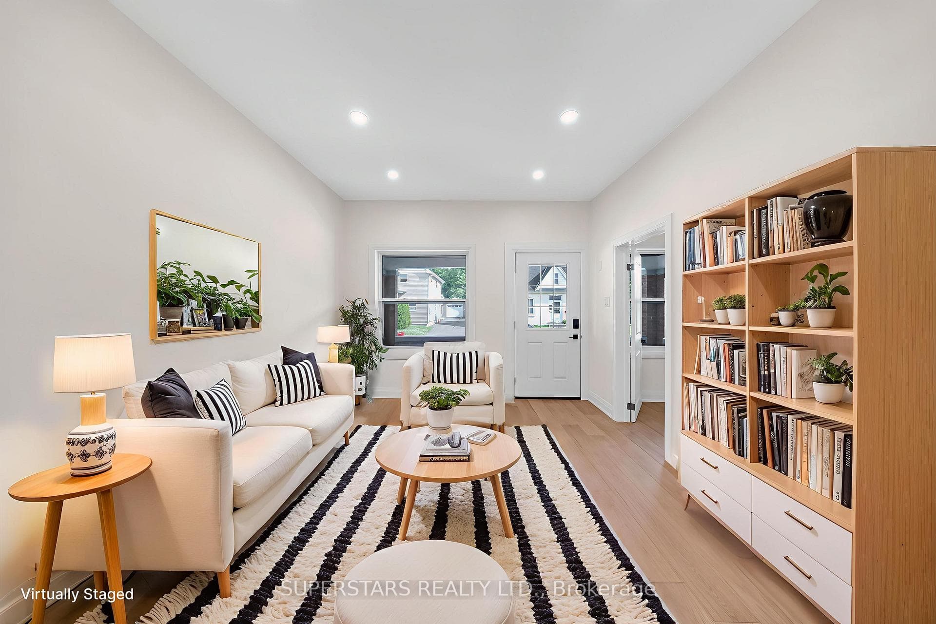 972 Dame Street photo 4