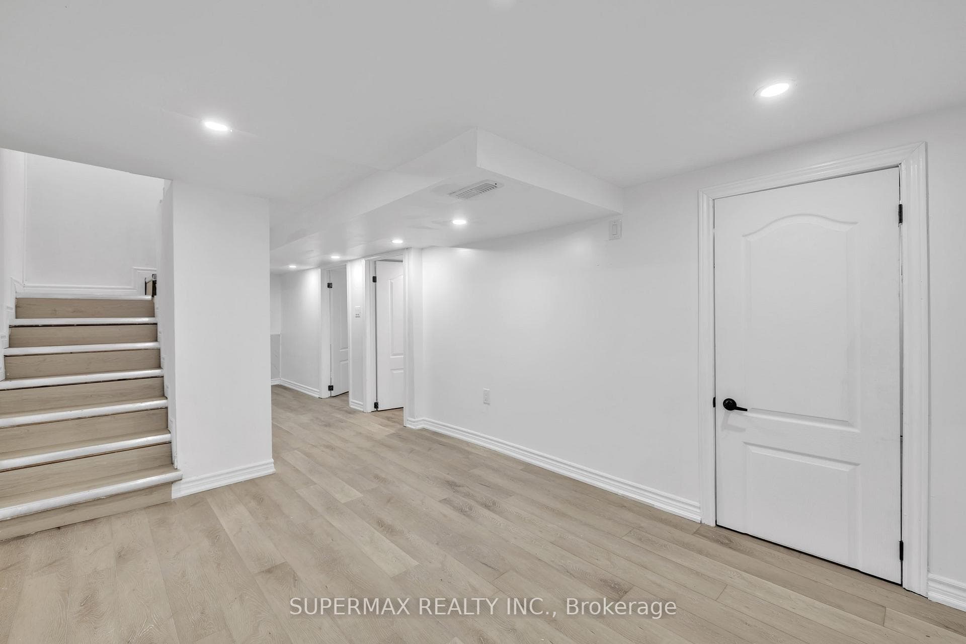 156 Brisbin Street photo 21