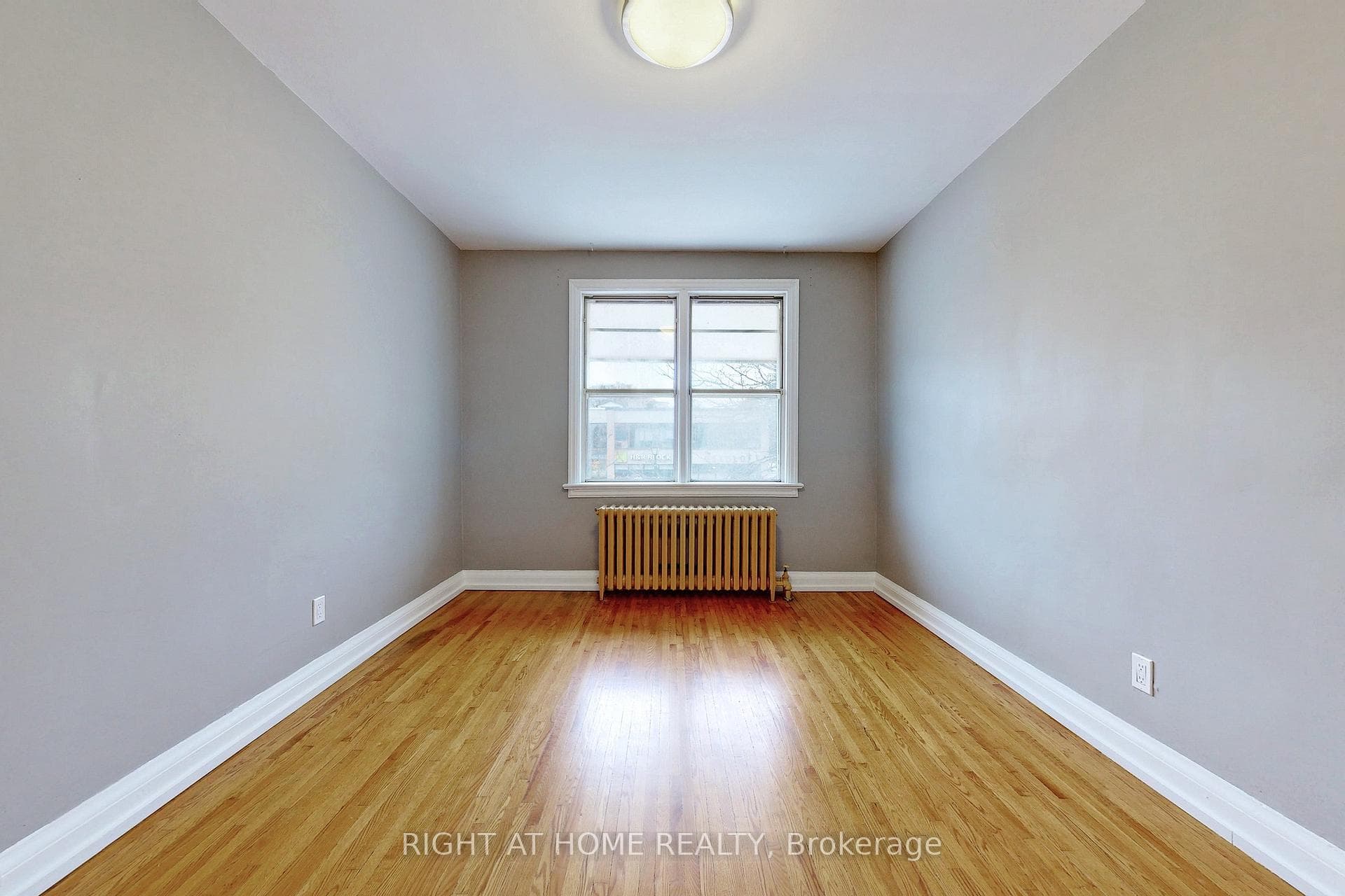 255 Lakeshore Road Unit #A photo 20