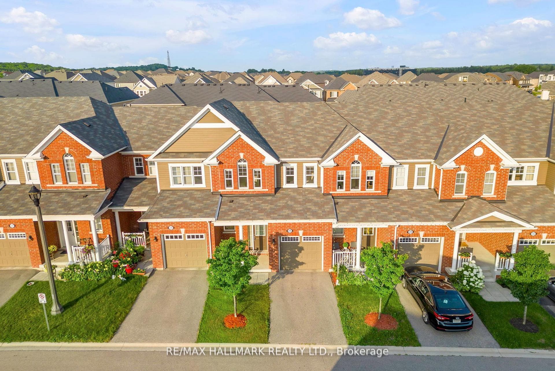 246 Waterbrook Lane photo 2