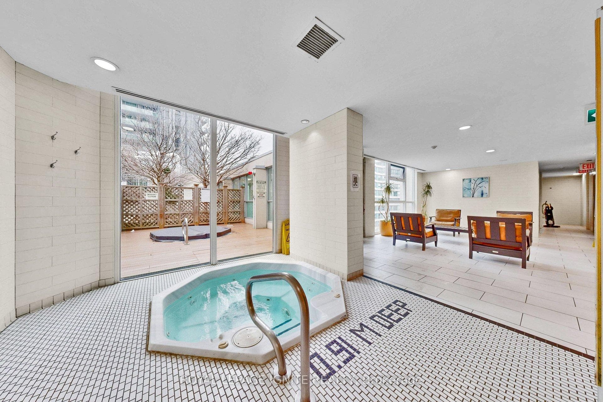 225 Webb Drive Unit 1809 photo 44