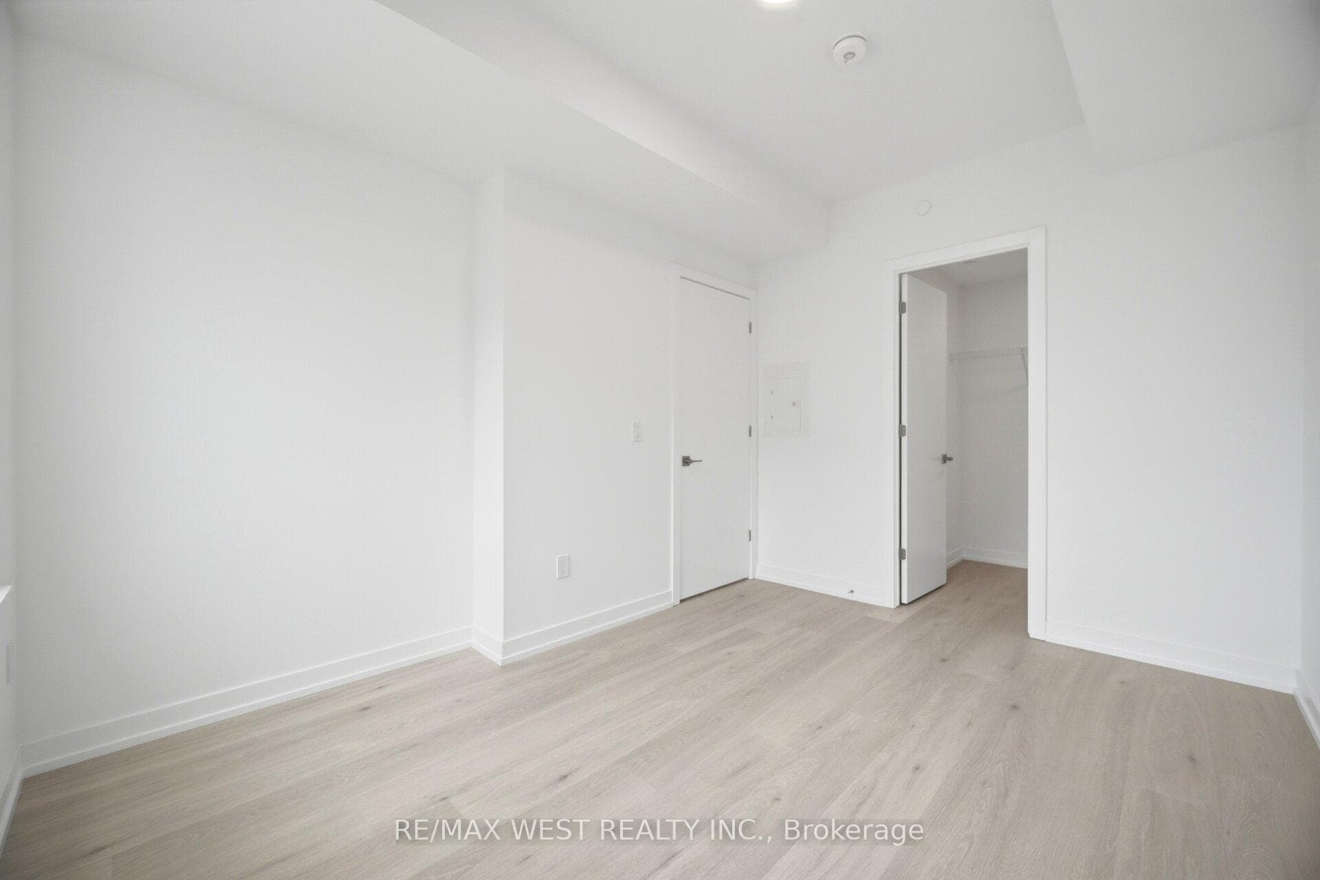 2501 Saw Whet Boulevard Unit 253 photo 18