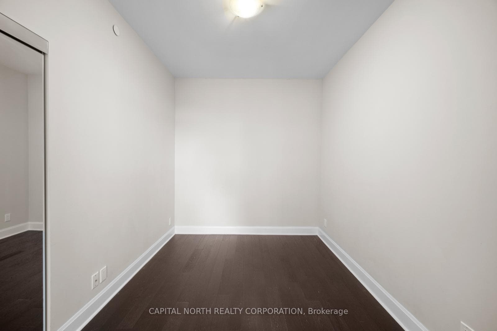33 Shore Breeze Drive Unit 711 photo 20