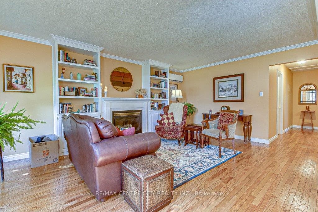 112 Harold Court photo 14