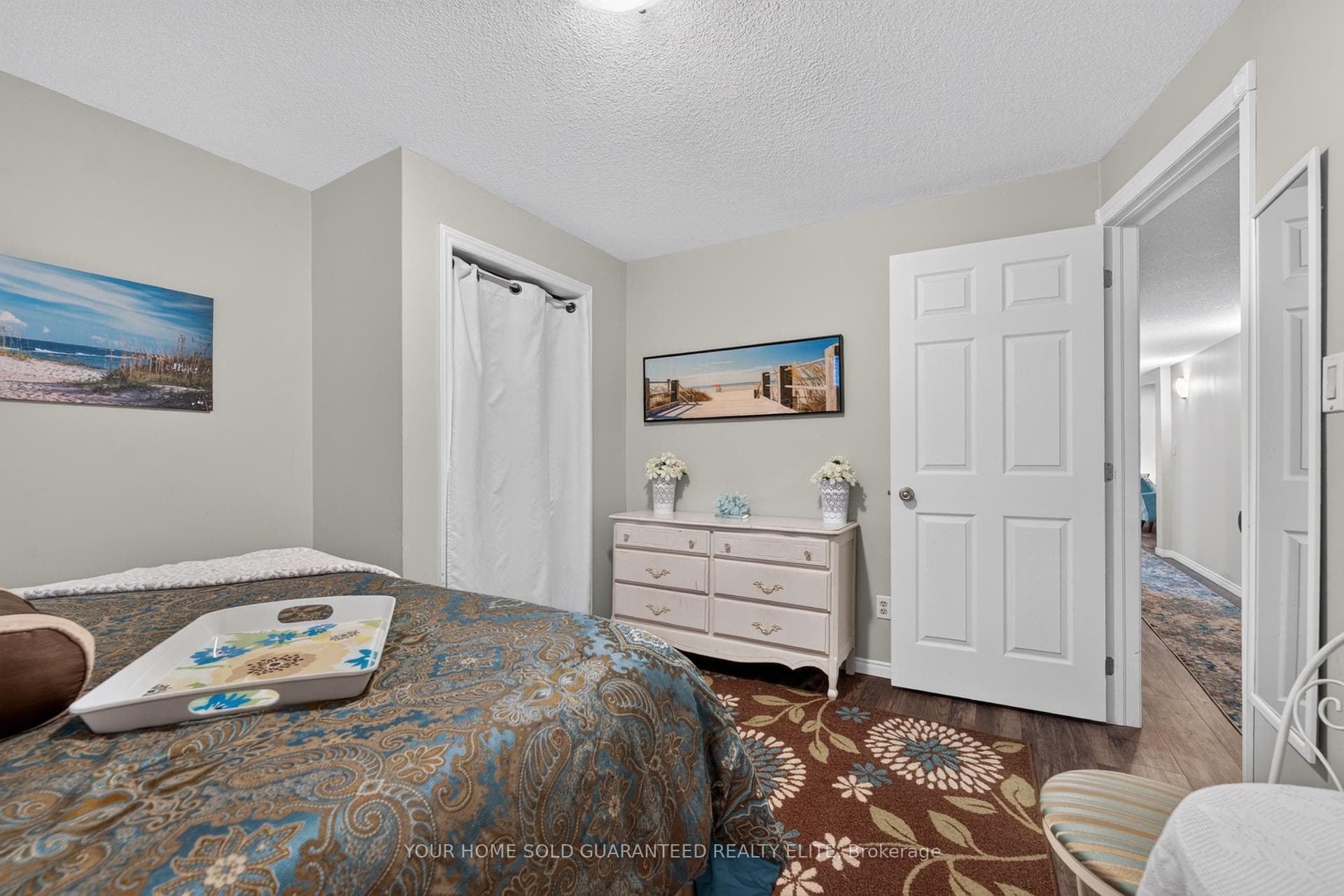 213 Margaret Street photo 29
