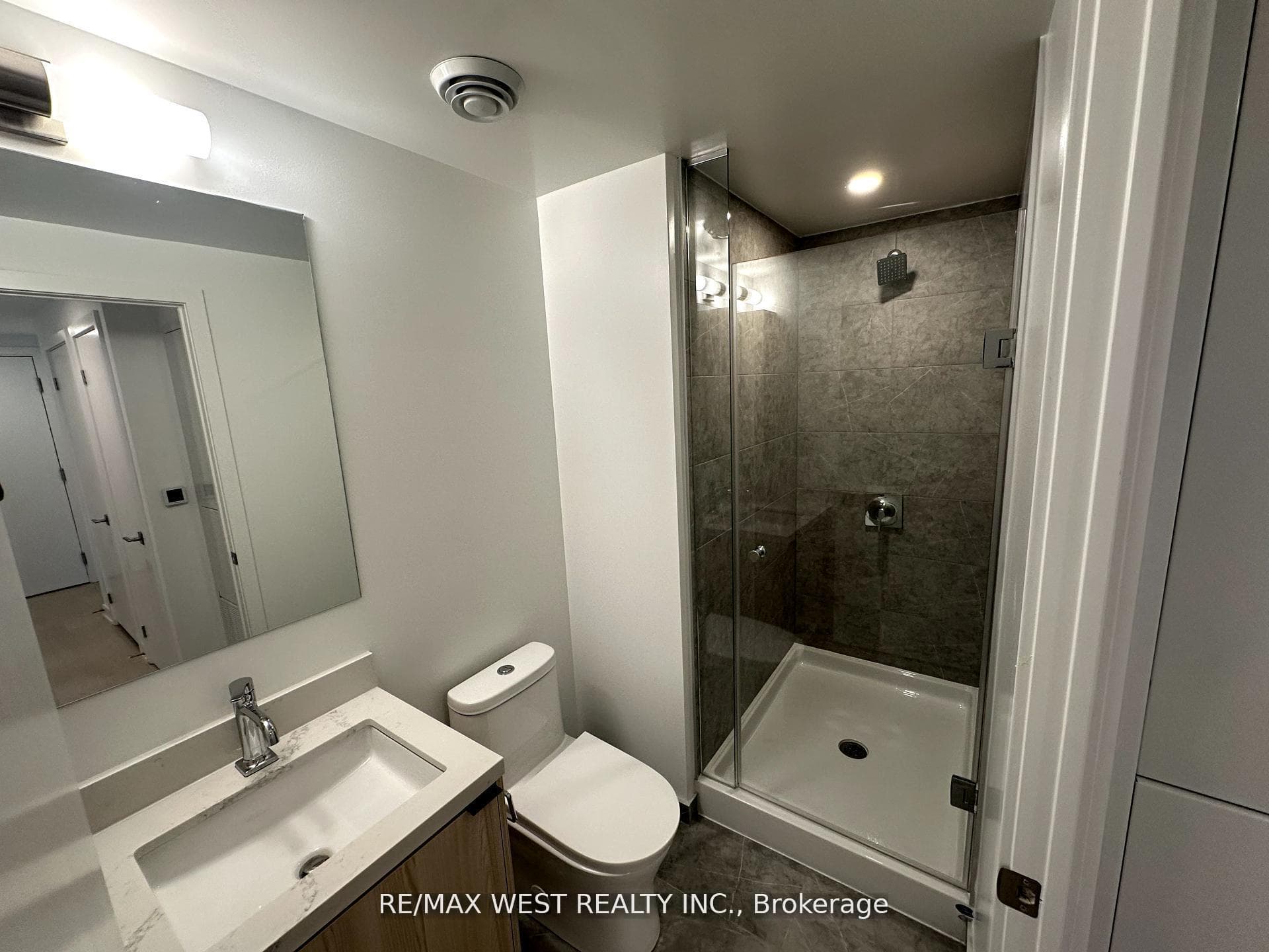 252 Church Street Unit 1105 photo 15