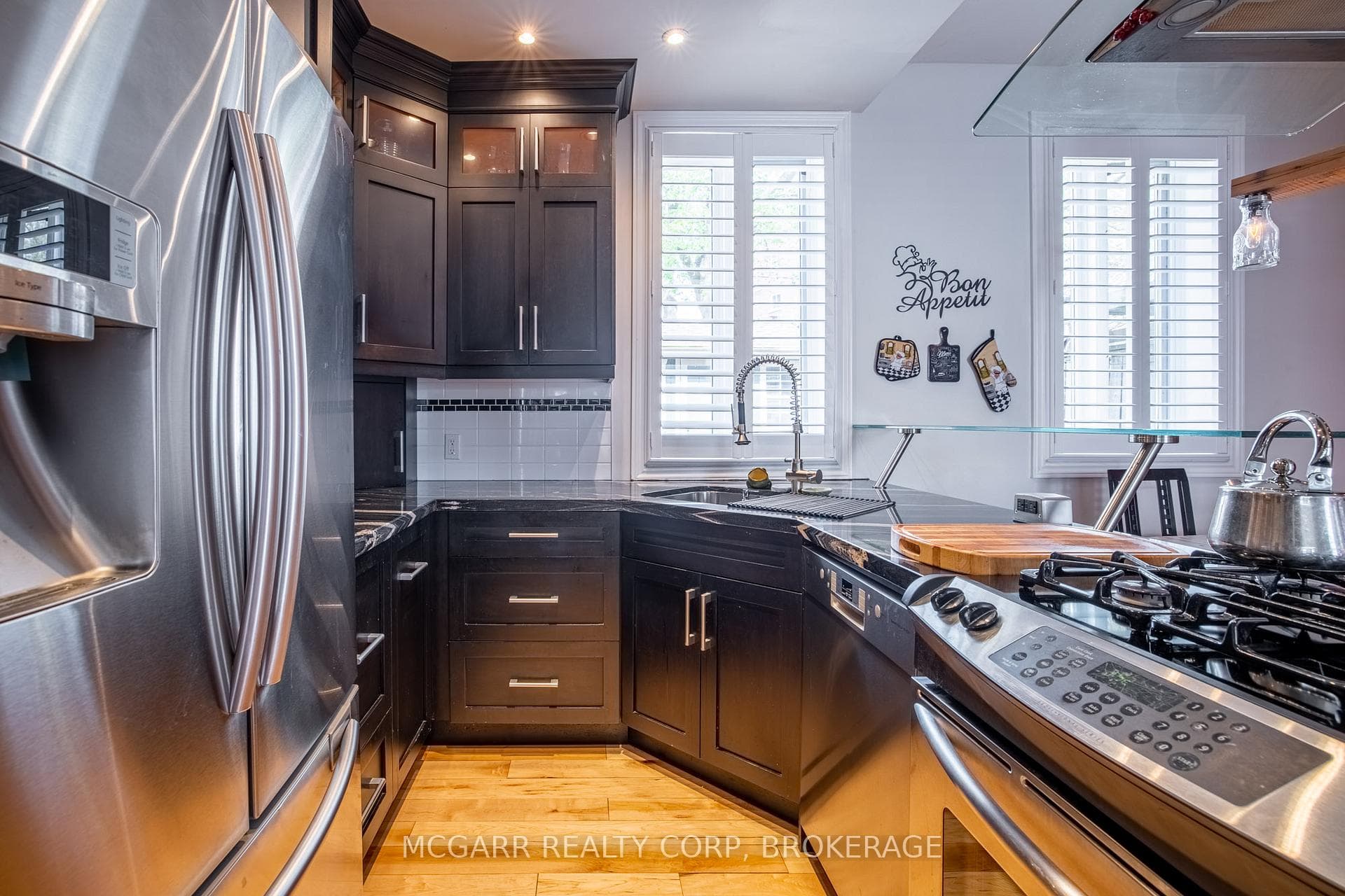 4 stainless appliances