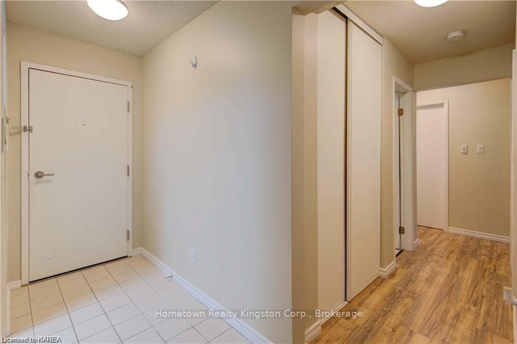 573 ARMSTRONG Road Unit 107 photo 8