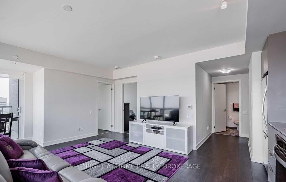 6 Sonic Way Unit 1604 photo 10