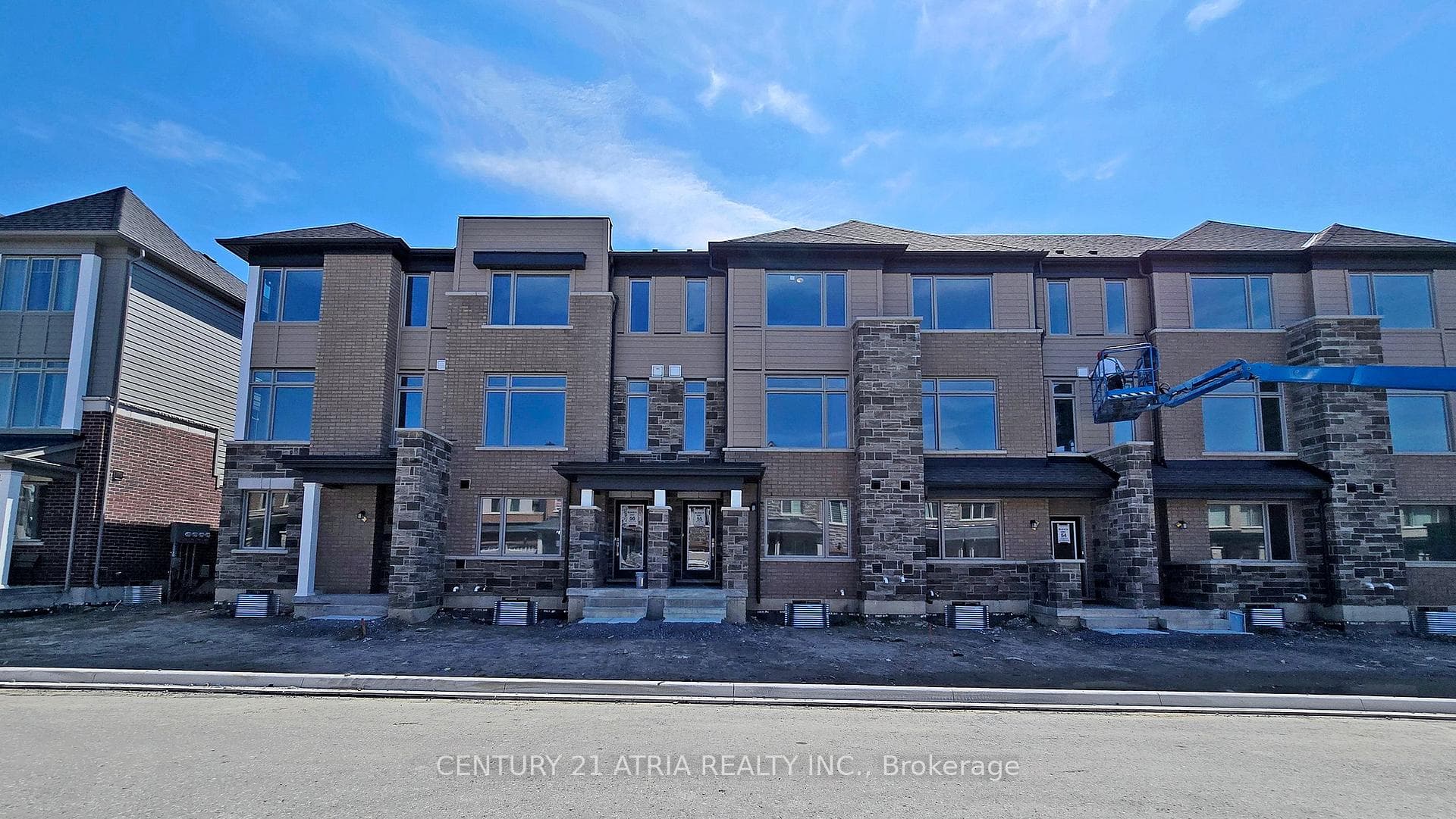 150 Lageer Drive photo 1