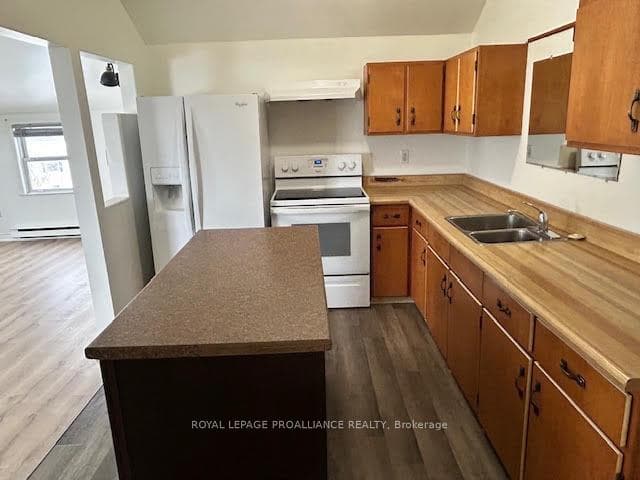 133 Main Street Unit upper unit photo 8