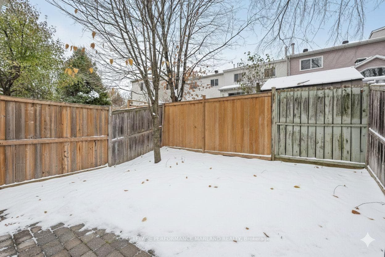 151 Kinross Private photo 21