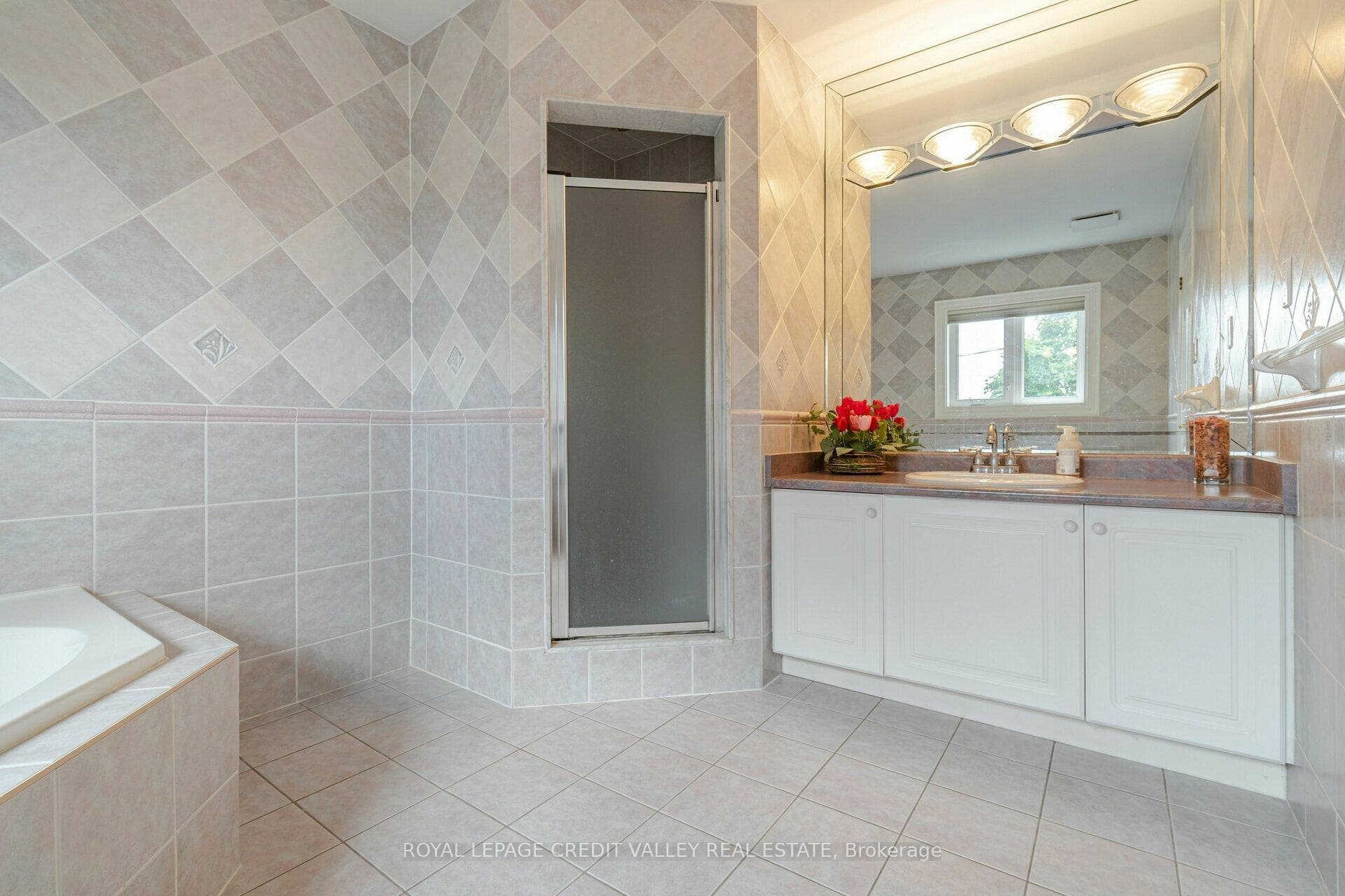 16 Sweet Briar Lane photo 23