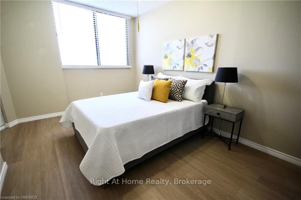 81 MILLSIDE Drive Unit 901 photo 36