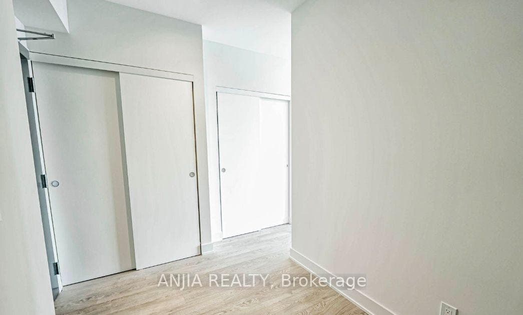8 Cumberland Street Unit 4705 photo 12