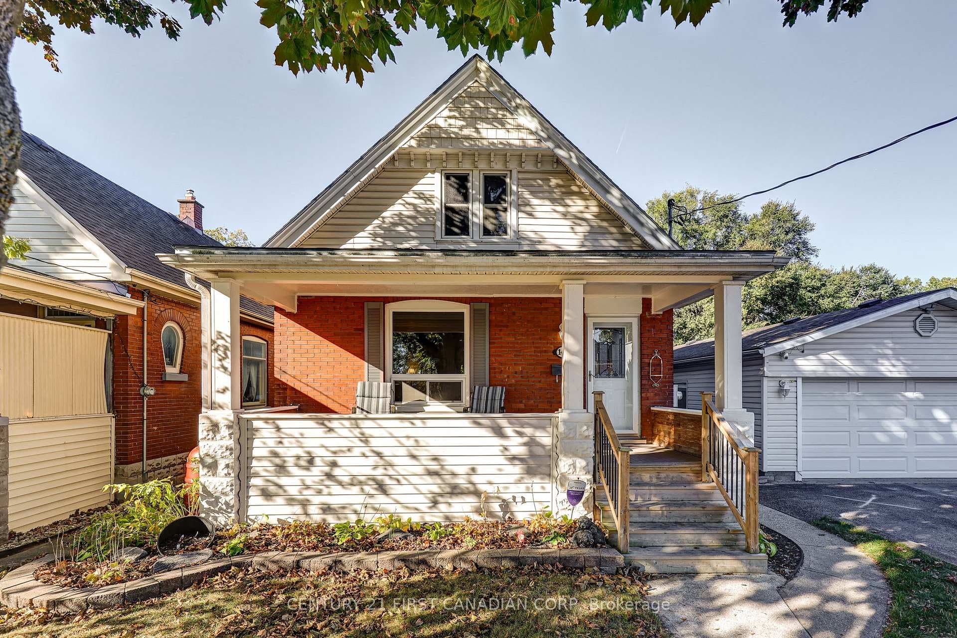 145 Arundell Street photo 1