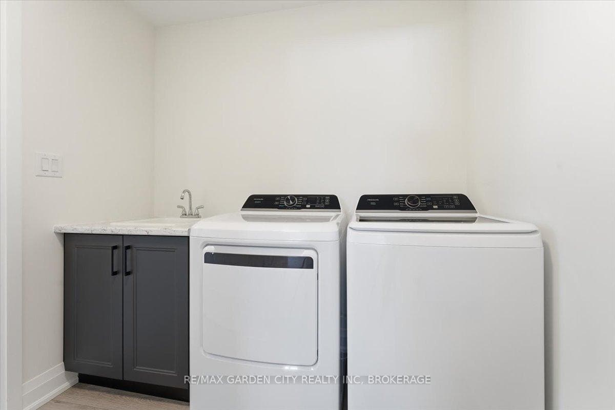 3693 ELM Street photo 18