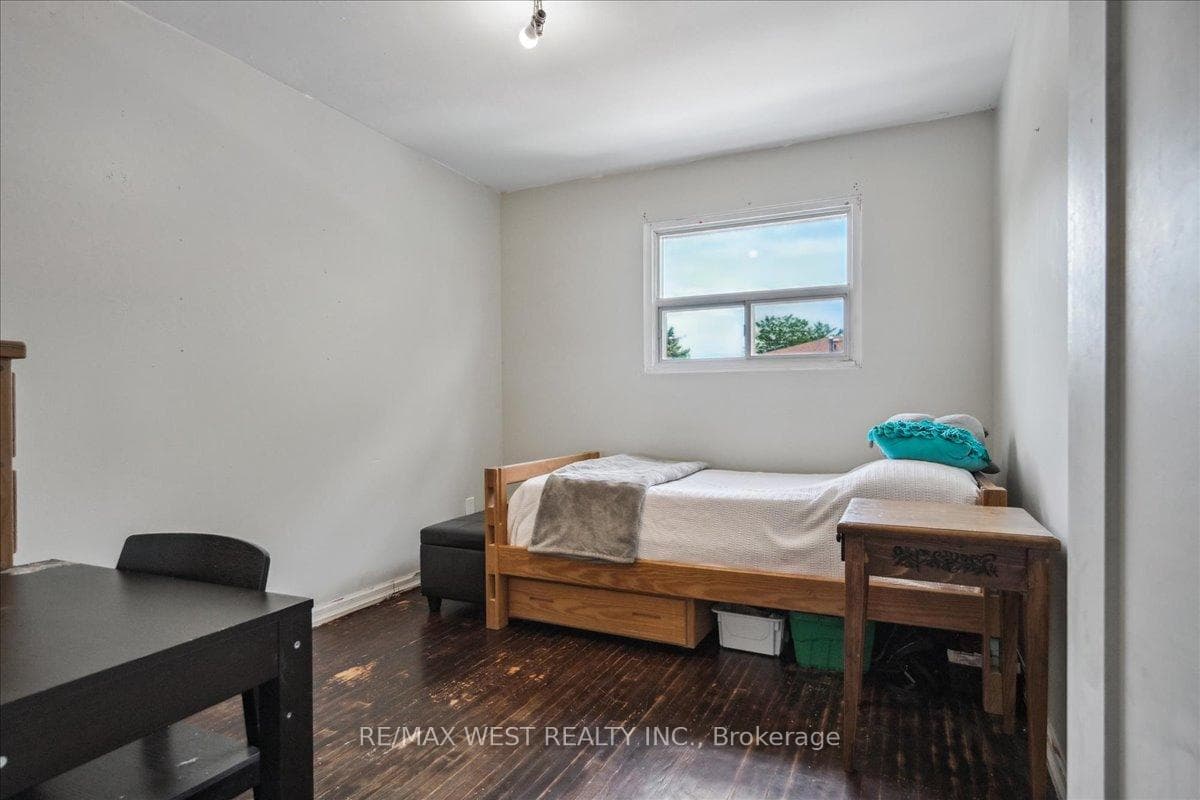 372 Montego Road photo 7