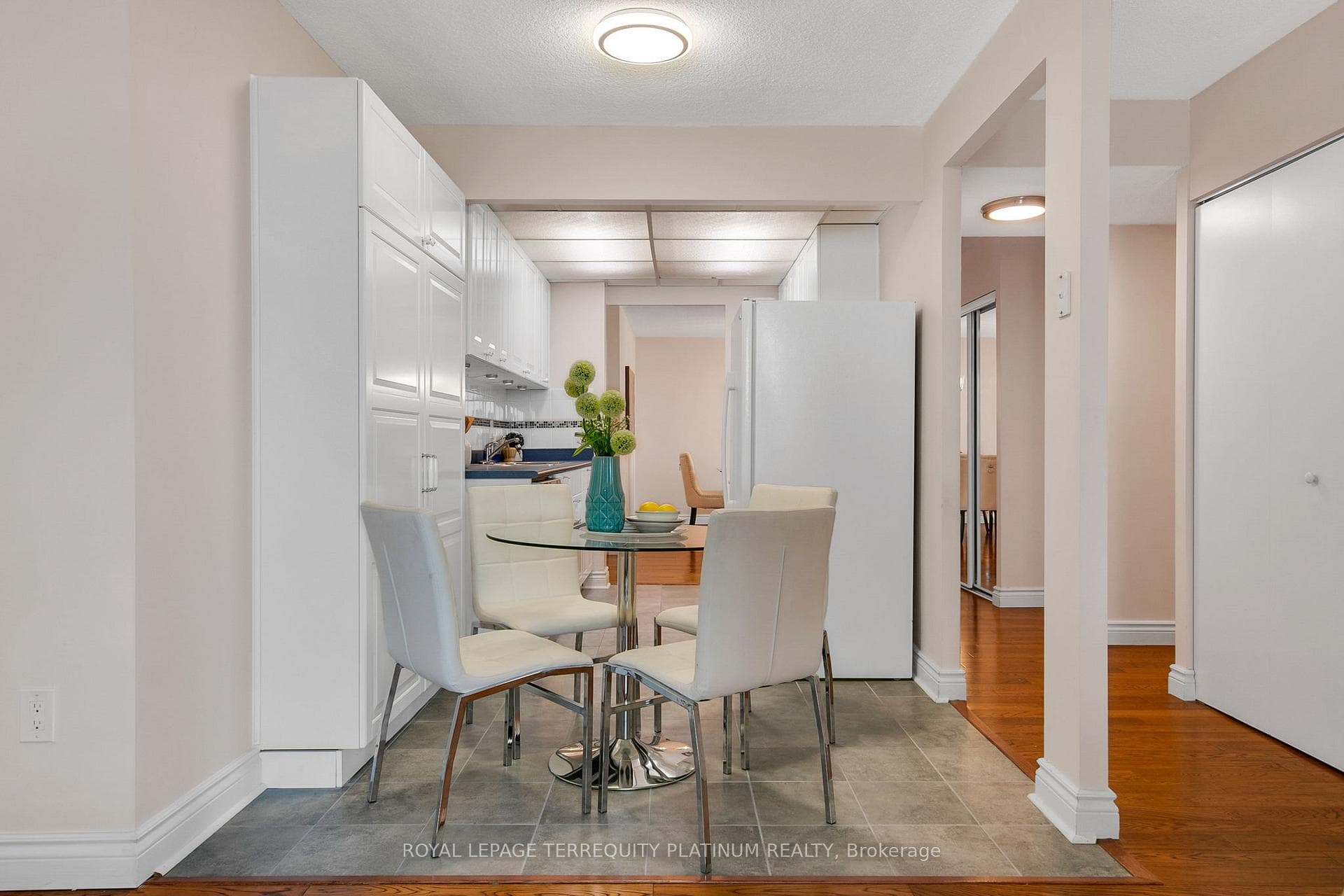 65 Huntingdale Boulevard Unit 602 photo 17