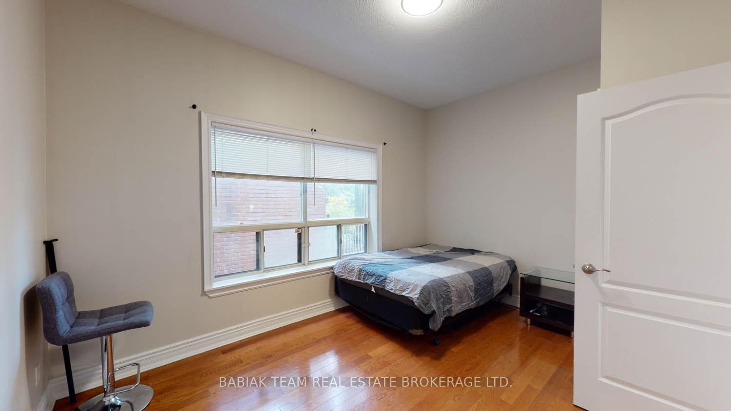 442 Gladstone Avenue Unit Main photo 11