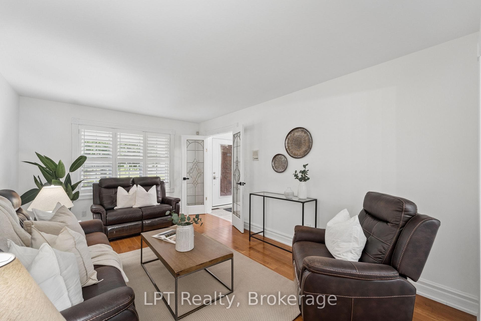 1 Mayfield Crescent photo 9