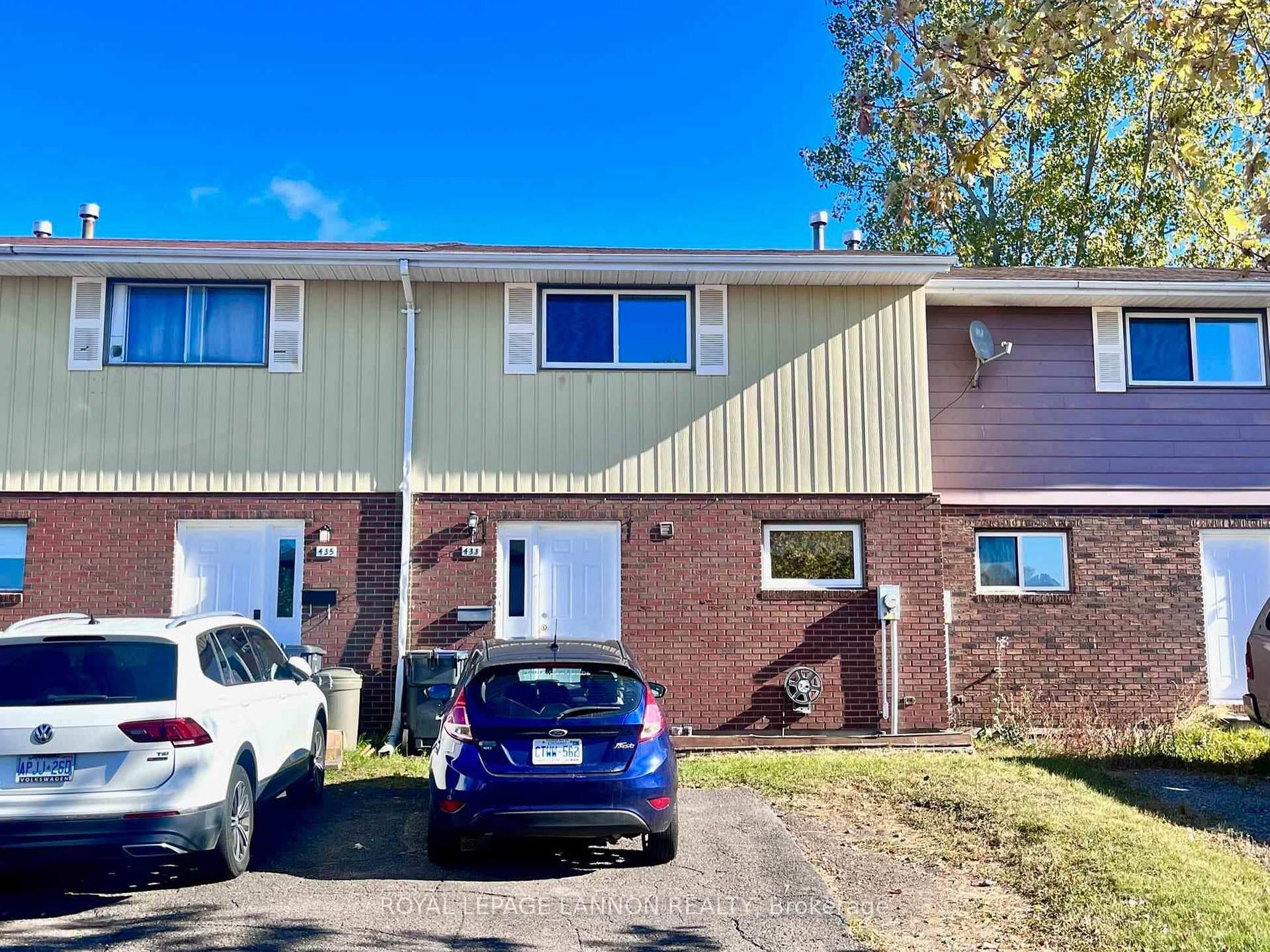 433 BRANT Street photo 1