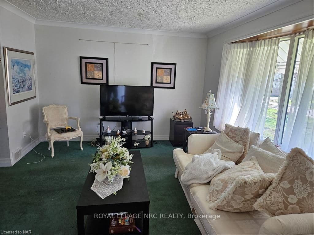 5781 DIXON Street photo 5